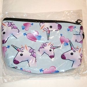 🦄 Unicorn makeup pouch 💜